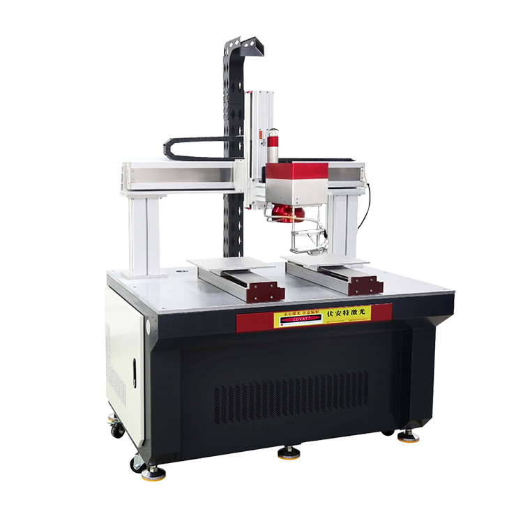 <strong>新能源動力鋰電池振鏡式龍門架激光焊接機</strong>